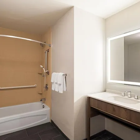 Staybridge Suites Rochester University By Ihg Exterior photo