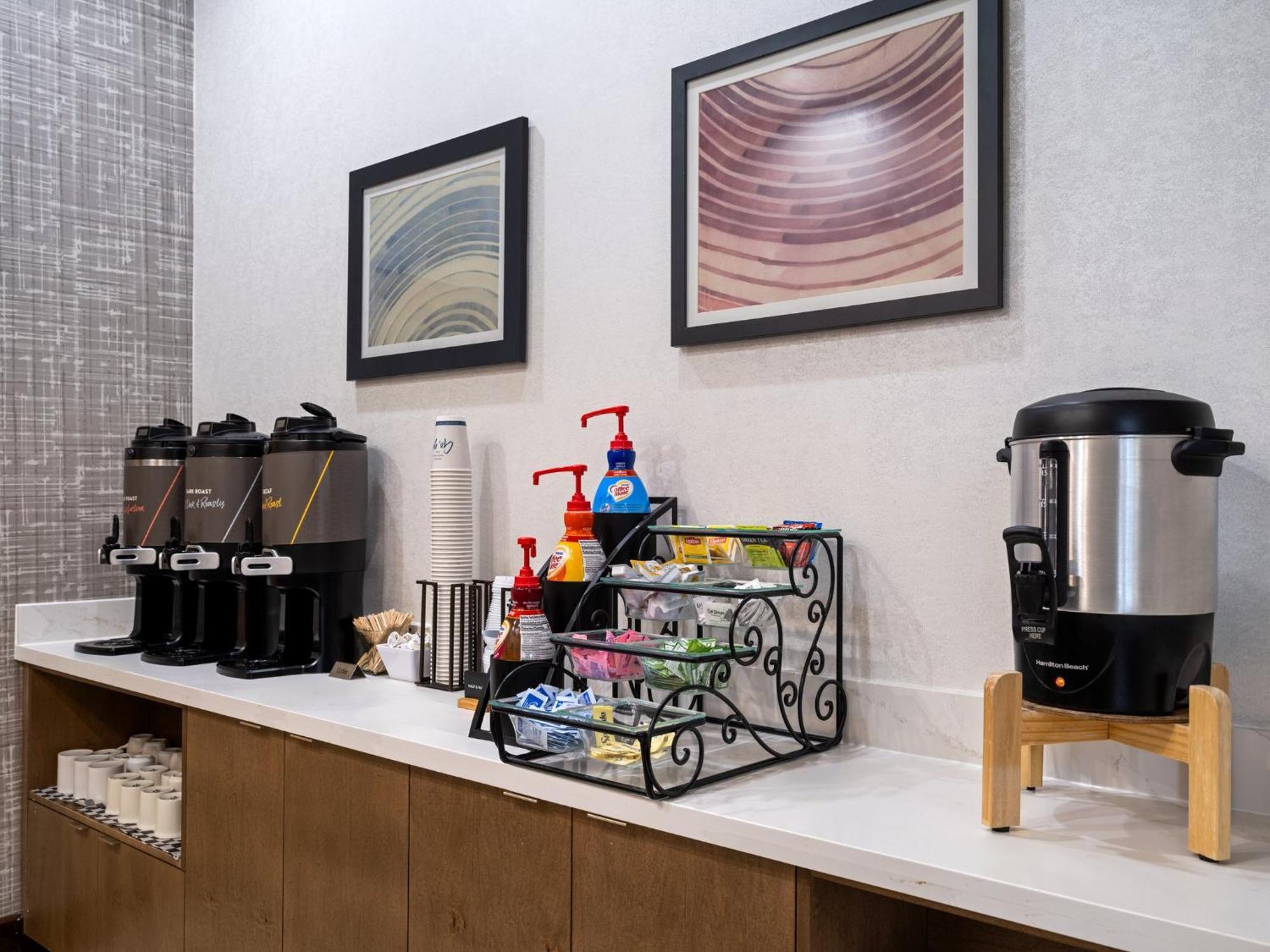 Staybridge University By Ihg Hotel Rochester