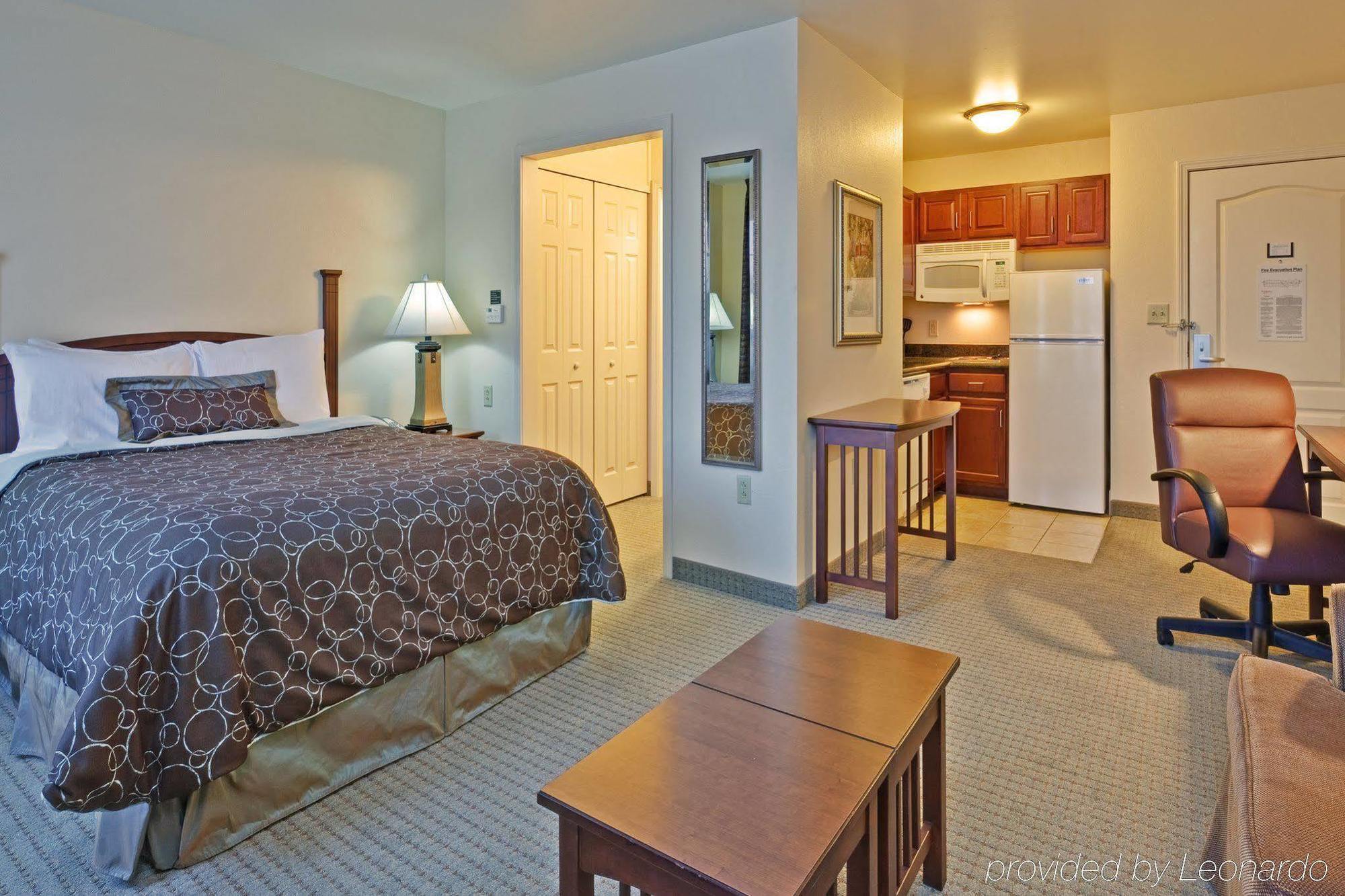 Staybridge By Ihg 3*