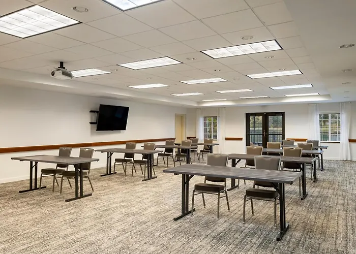 Staybridge Suites Rochester University By Ihg